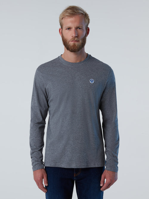 Long-sleeved T-shirt with logo patch